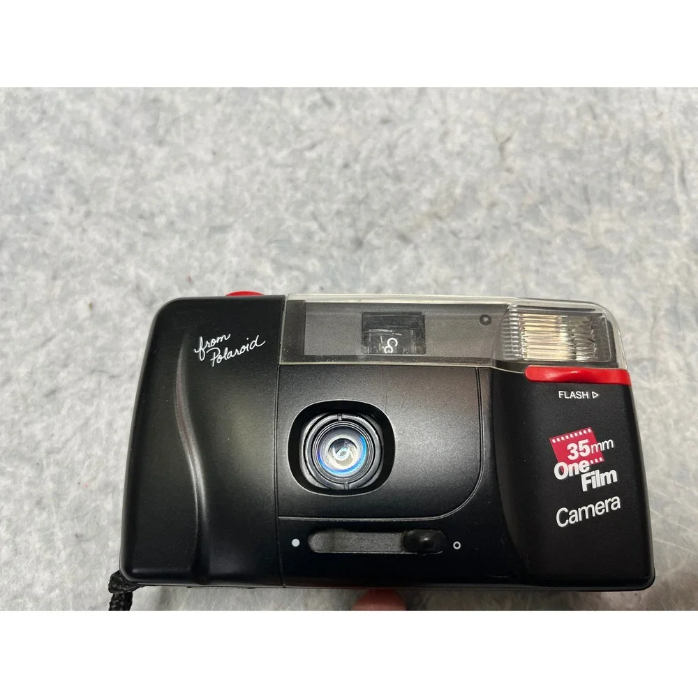 Polaroid 35mm One Film‎ Camera Vintage Point and Shoot Black Red Flash